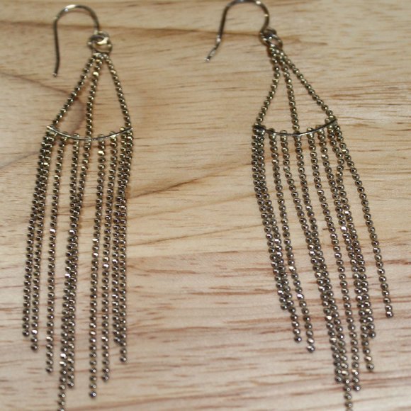Chain Dangle Earrings - Picture 3 of 5